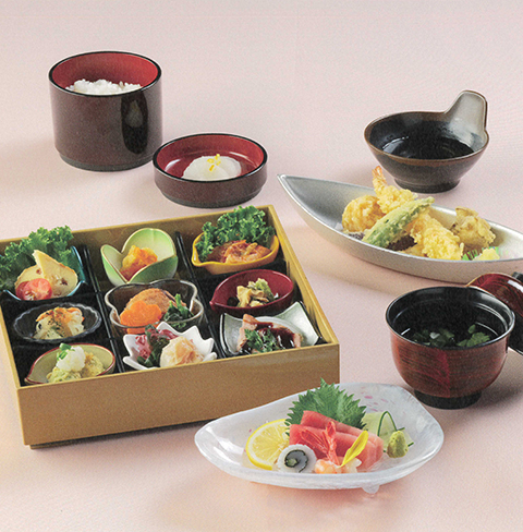 懐石弁当 花霞〈はながすみ〉