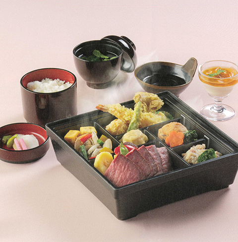 懐石弁当 星影〈ほしかげ〉